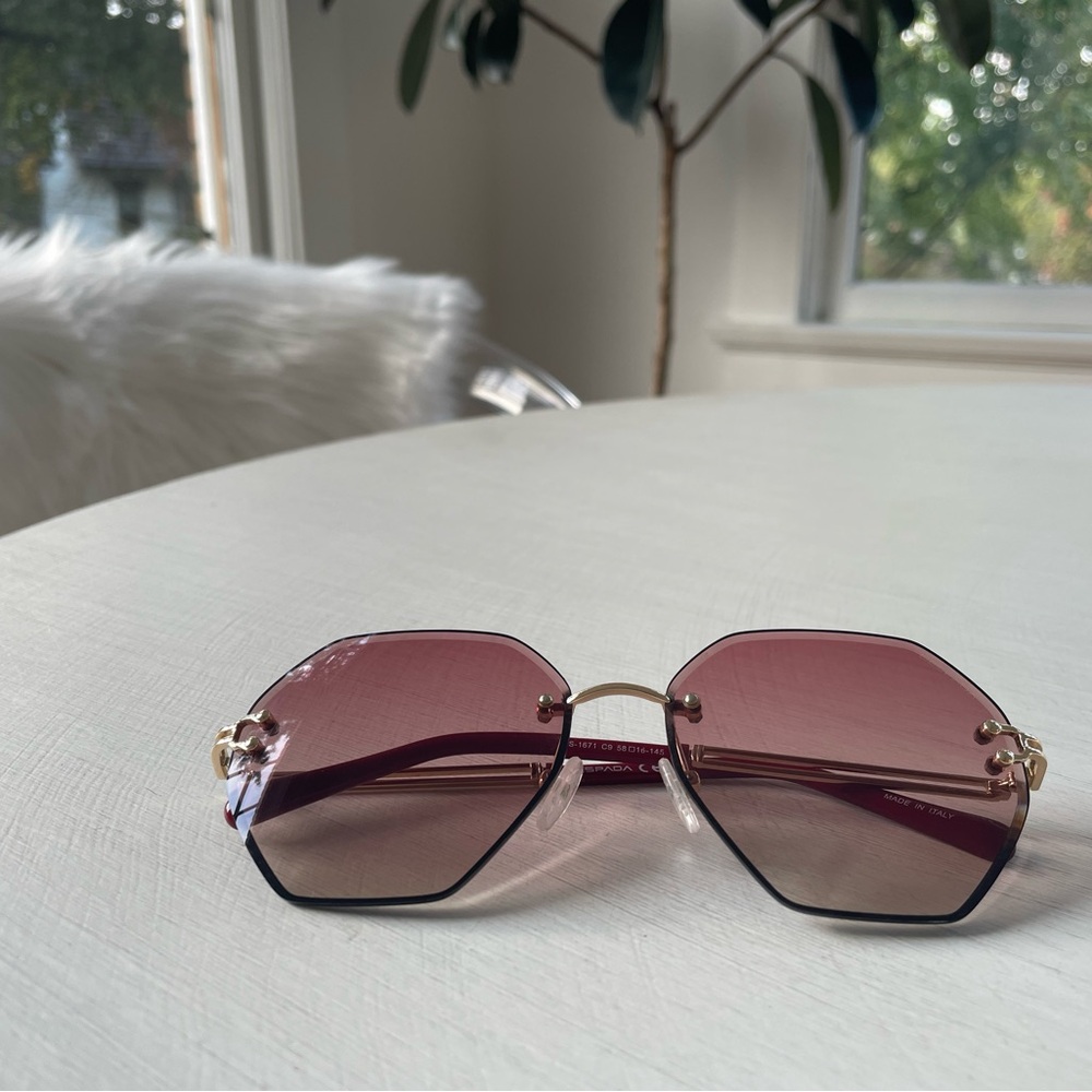 Chic Hexagonal Sunglasses With Gradient Lenses - image 7